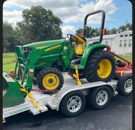 Image of John Deere 3038E Primary image