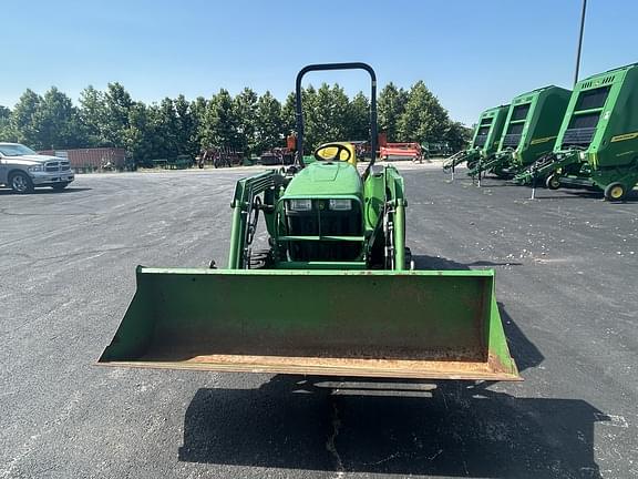Image of John Deere 3038E equipment image 2