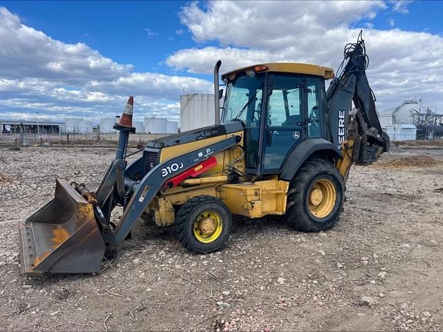 Image of John Deere 310J equipment image 3