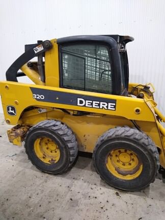 Main image John Deere 320
