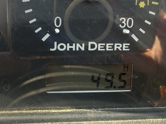 Image of John Deere 3320 equipment image 2