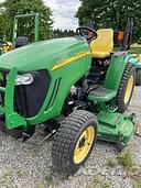 2009 John Deere 3320 Image