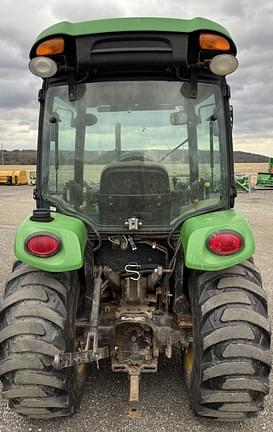 Image of John Deere 3520 equipment image 1