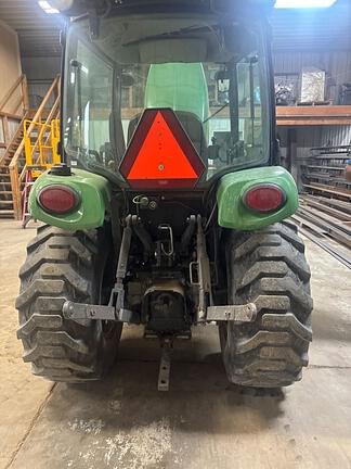 Image of John Deere 3520 equipment image 2