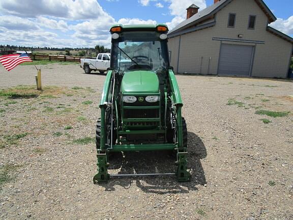 Image of John Deere 3520 equipment image 4