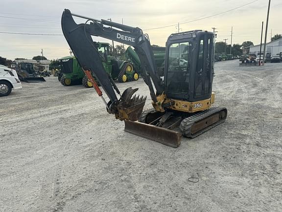 Image of John Deere 35D equipment image 1