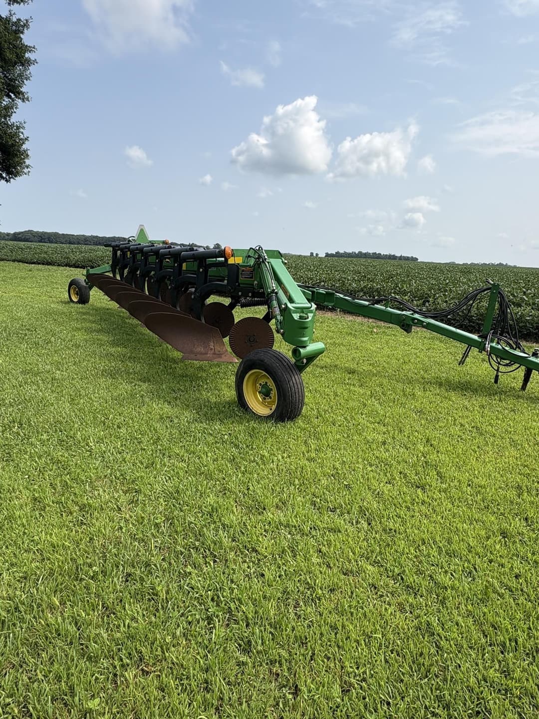 Image of John Deere 3710 Primary image
