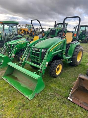 Main image John Deere 3720
