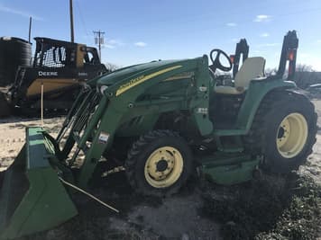 Main image John Deere 3720