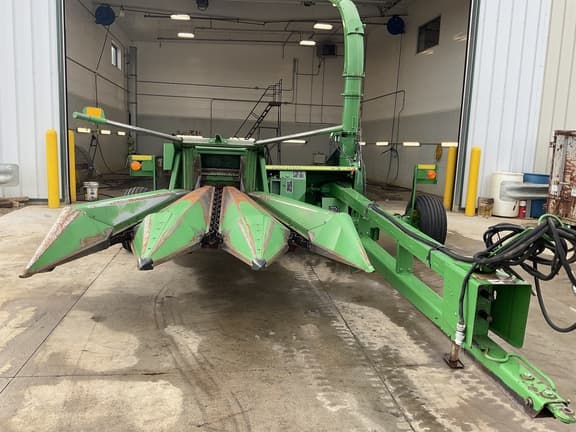 Image of John Deere 3955 equipment image 1