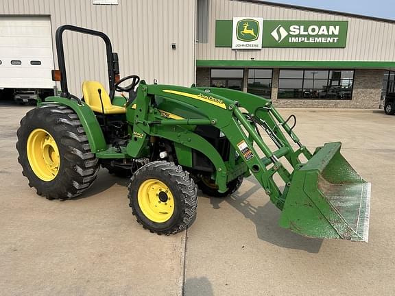 Image of John Deere 4105 equipment image 1