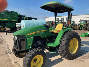2009 John Deere 4105 Image