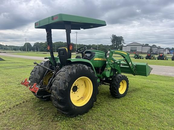 Image of John Deere 4105 equipment image 3
