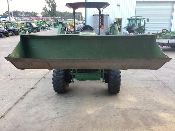 Image of John Deere 4105 equipment image 4