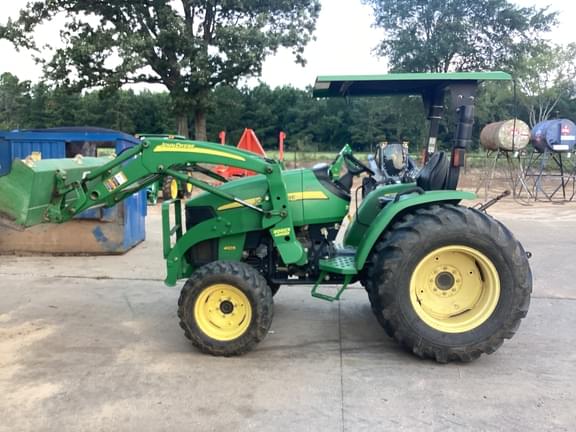 Image of John Deere 4105 Primary image