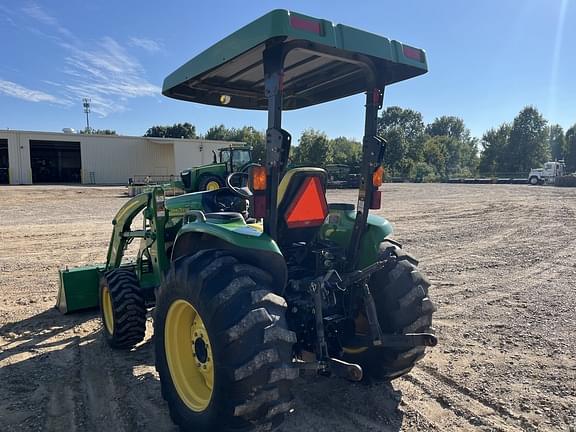 Image of John Deere 4320 equipment image 2