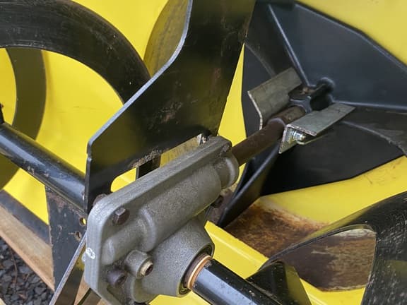 Image of John Deere 44" Snowblower equipment image 2