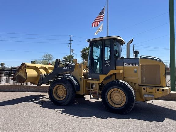 Image of John Deere 444K equipment image 2