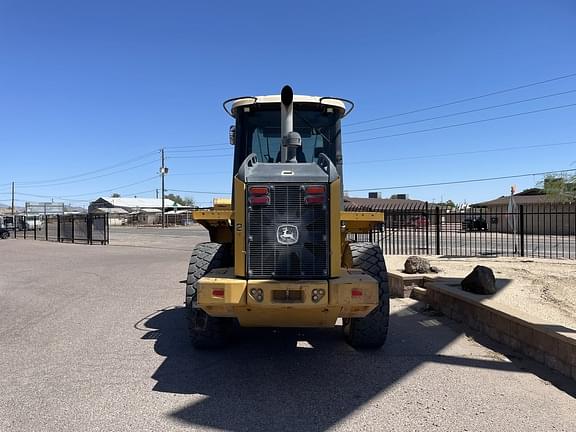 Image of John Deere 444K equipment image 4