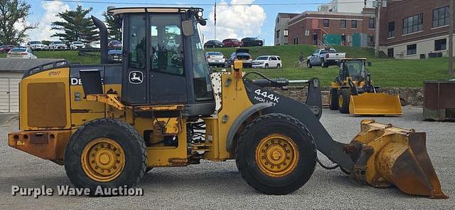 Image of John Deere 444K equipment image 3