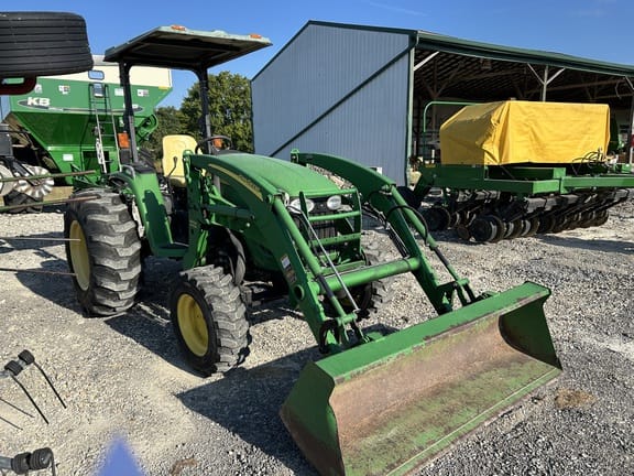 2009 John Deere 4520 Equipment Image0