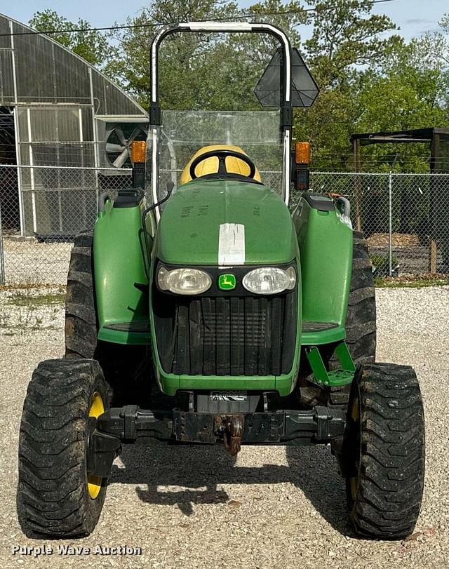 Image of John Deere 4520 equipment image 1