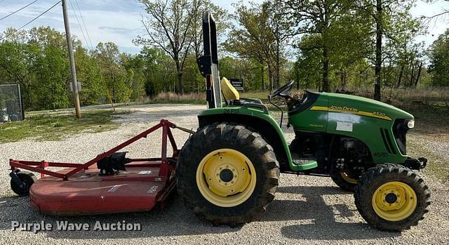 Image of John Deere 4520 equipment image 3