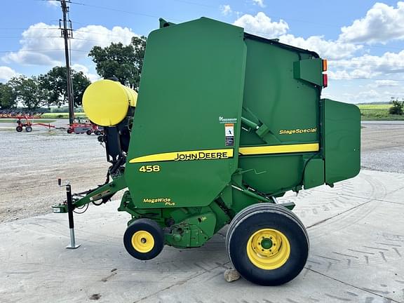 Image of John Deere 458 Silage Special equipment image 4