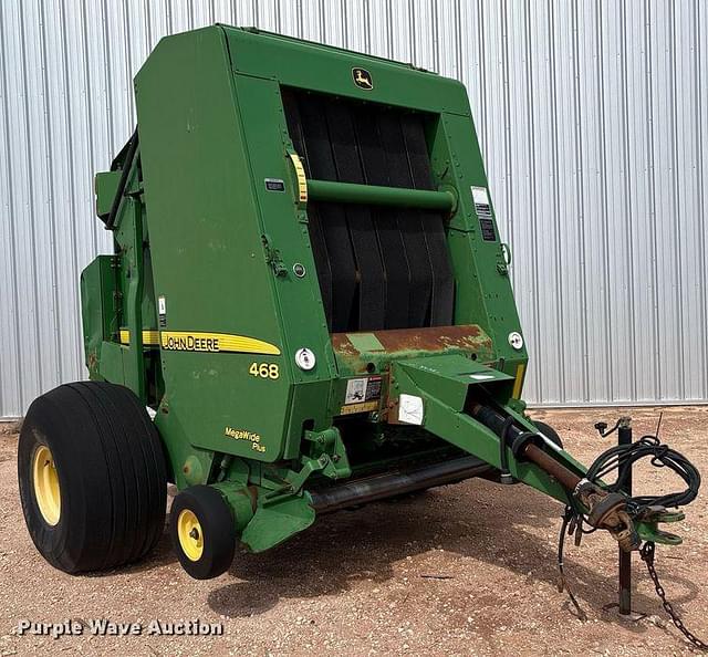 Image of John Deere 468 MegaWide Plus equipment image 2