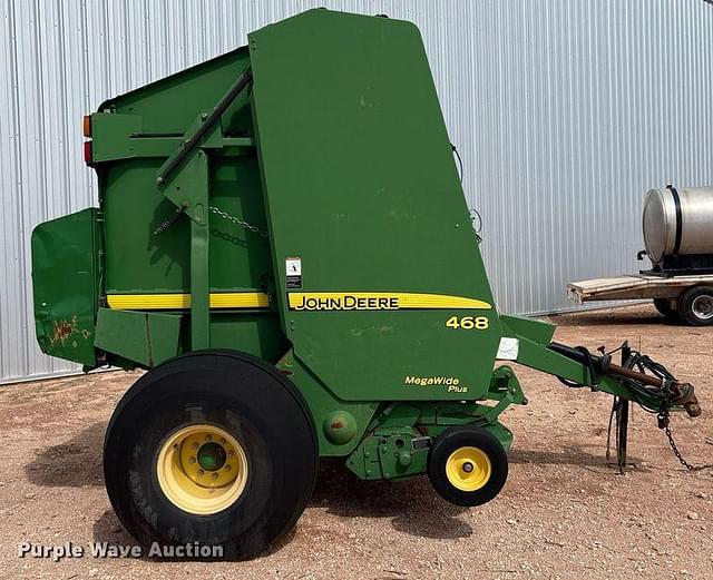 Image of John Deere 468 MegaWide Plus equipment image 3