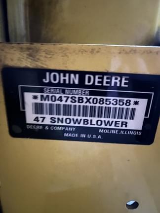 Image of John Deere 47" Snow Blower equipment image 4