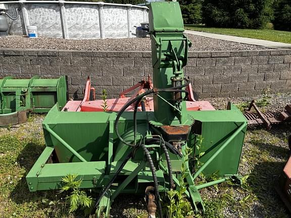 Image of John Deere 4720 equipment image 4