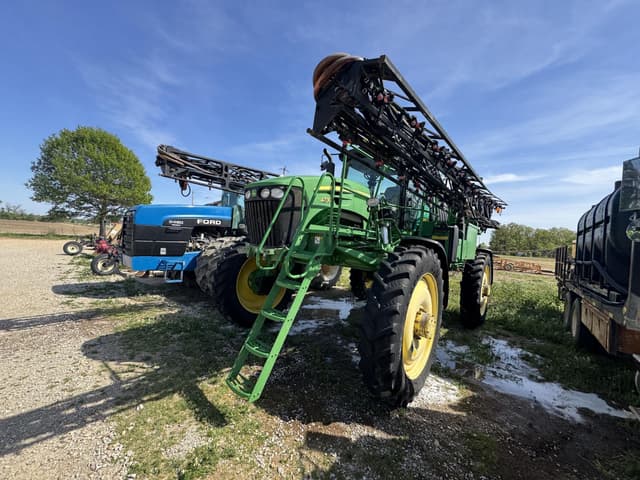 Image of John Deere 4730 equipment image 1