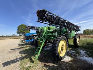 2009 John Deere 4730 Image