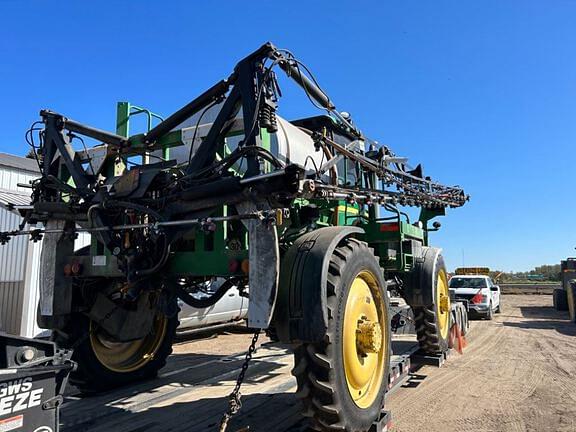 Image of John Deere 4730 equipment image 2