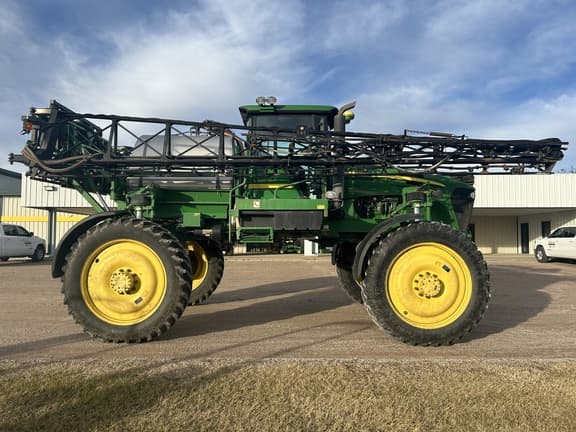 Image of John Deere 4730 equipment image 3