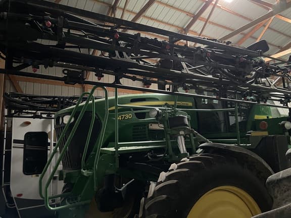 Image of John Deere 4730 equipment image 1