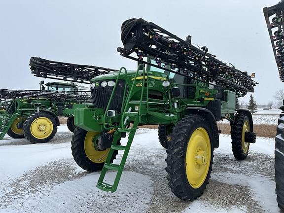 Image of John Deere 4730 equipment image 1