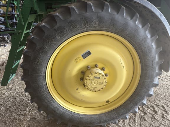 Image of John Deere 4730 equipment image 4