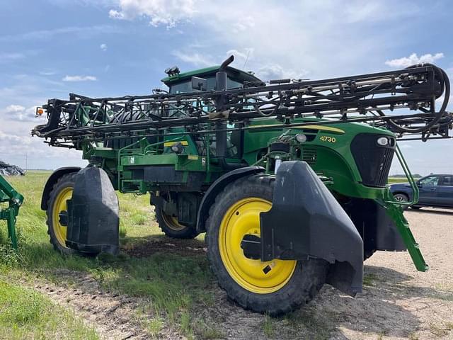 Image of John Deere 4730 equipment image 2