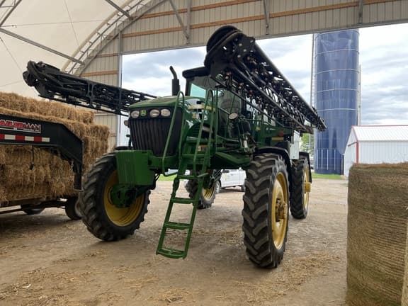 Image of John Deere 4830 Primary image