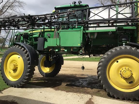 Image of John Deere 4830 equipment image 4