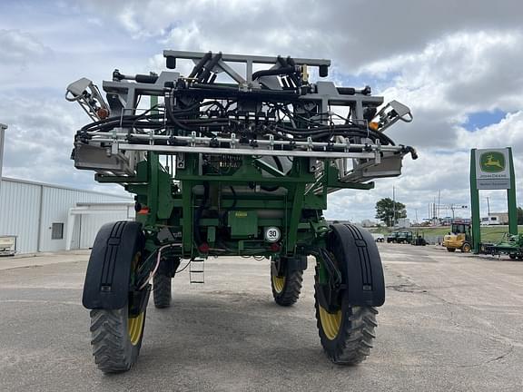 Image of John Deere 4830 equipment image 3