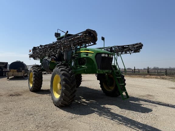 Image of John Deere 4830 equipment image 1