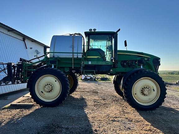 Image of John Deere 4830 equipment image 2