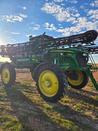 Image of John Deere 4830 equipment image 2