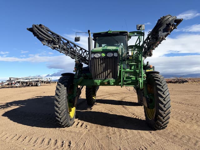 Image of John Deere 4830 equipment image 1