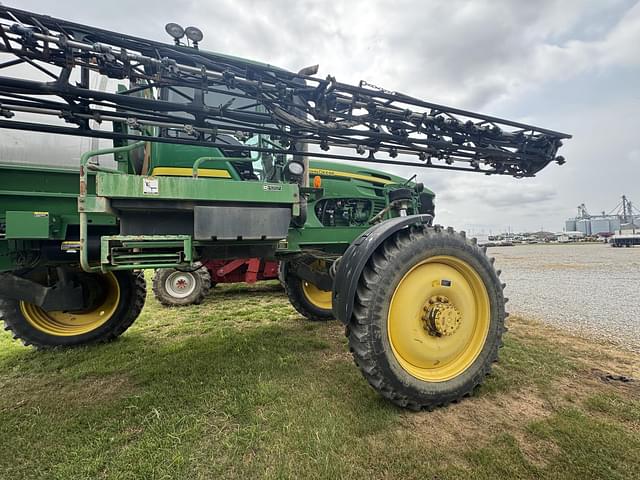 Image of John Deere 4830 equipment image 4
