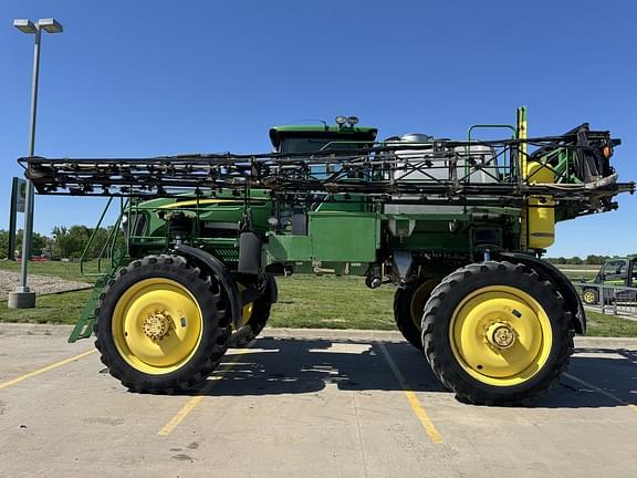 Image of John Deere 4830 equipment image 1