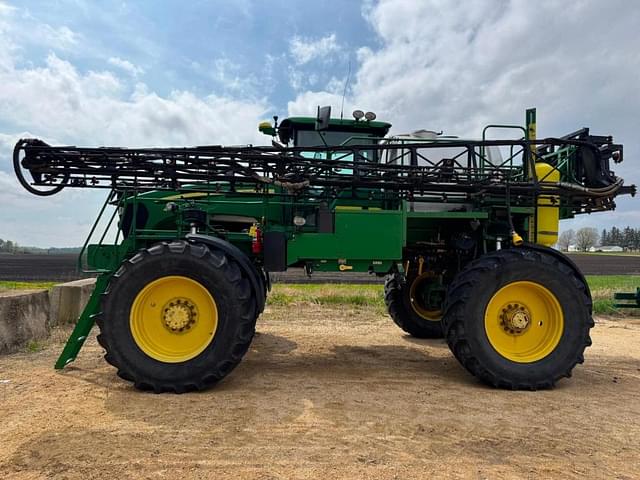 Image of John Deere 4830 equipment image 3